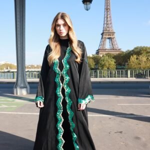 Sheba's Legacy - Look 3